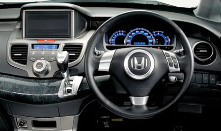 Honda Odyssey ABSOLUTE (RB2)