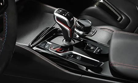 Bmw M5 CS (82CH44)