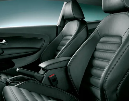 Volkswagen Scirocco 2.0TSI (13CCZ)