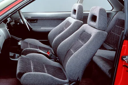 Honda Integra ZXi (DA5)