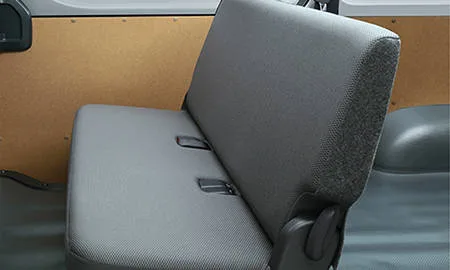 Mazda Brawny Van GL (TRH200M)