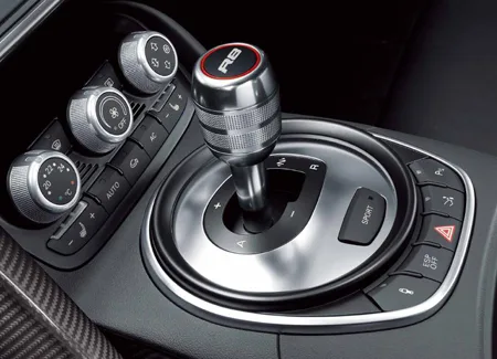 Audi R8 4.2FSI QUATTRO (42BYHF)