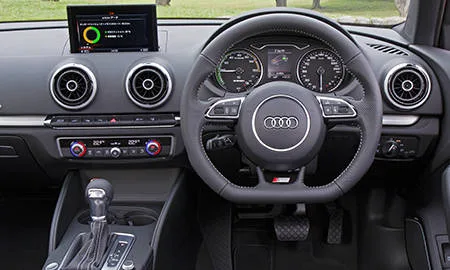 Audi A3 Sportback Etron BASE GRADE (8VCUK)