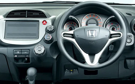 Honda Fit G (GE6)