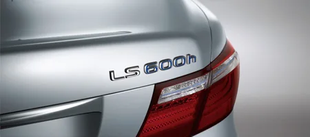 Lexus LS600H VERSION S I PACKAGE (UVF45)