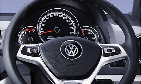Volkswagen UP ! WITH BEATS (AACHY)