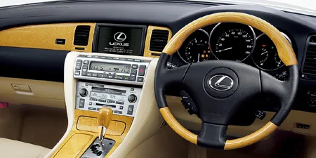 Lexus SC430 базовая (UZZ40)