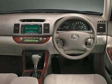 Toyota Camry 2.4G (ACV30)