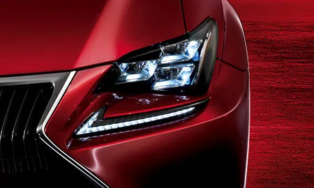 Lexus RC300H VERSION L (AVC10)