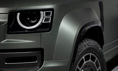 Land Rover Defender OCTA EDITION ON (LE82EAD / LE7449AD)