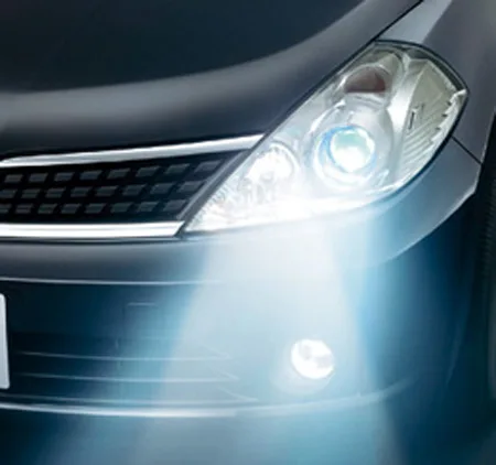 Nissan Tiida 15S FOUR (NC11)