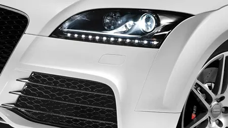 Audi TT RS Coupe BASE GRADE (8JCEPF)