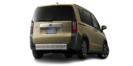 Honda Freed E:HEV CROSSTAR (GT8)
