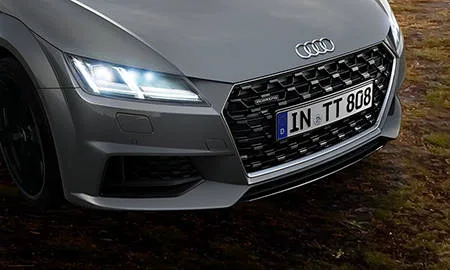 Audi TT Roadster FINAL EDITION (FVCHHF)