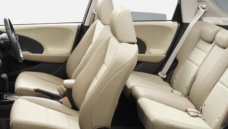 Honda Fit Shuttle Hybrid HYBRID SMART SELECTION (GP2)