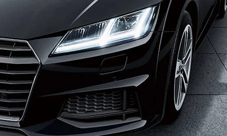 Audi TT Coupe 1.8TFSI STYLE+ (FVCJS)