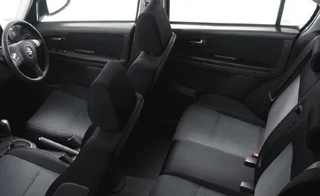 Suzuki SX4 Sedan 1.5G (YC11S)