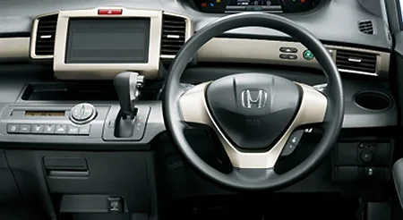 Honda Freed Spike Hybrid HYBRID (GP3)