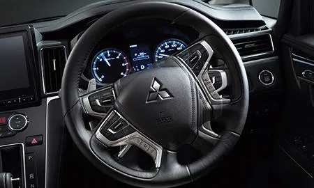 Mitsubishi Delica D5 M (CV1W)
