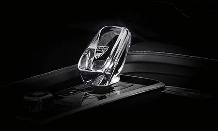Volvo XC60 B5 AWD MOMENTUM (UB420TXCM / UB420TXCMA)