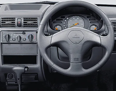 Mitsubishi Minica PC (H42A)