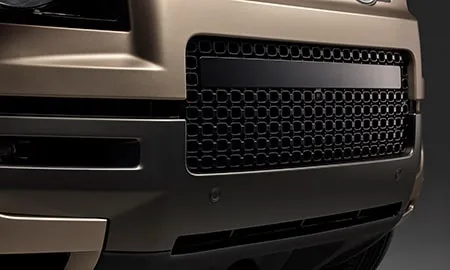Land Rover Defender OCTA (LE82EAD / LE7449AD)