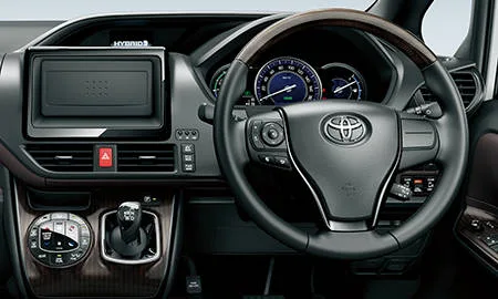 Toyota Esquire GI PREMIUM PACKAGE (ZRR80G)