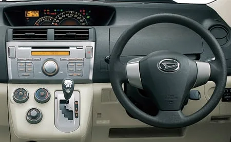 Daihatsu Boon Luminas CL (M502G)