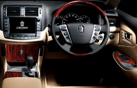 Toyota Crown ROYAL SALOON SPECIAL NAVI PACKAGE (GRS200)