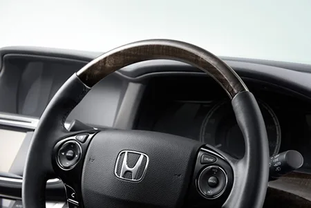 Honda Accord Hybrid EX (CR6)