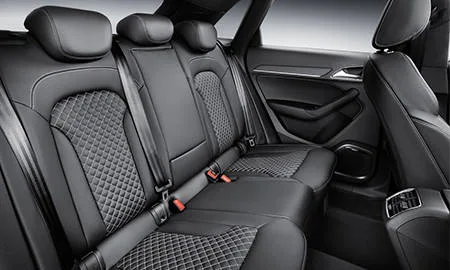Audi RS Q3 BASE GRADE (8UCZGF)
