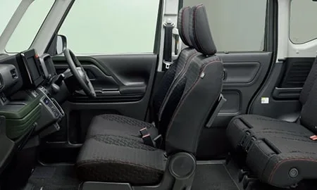 Suzuki Spacia Gear HYBRID XZ (MK94S)