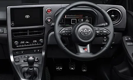 Toyota GR Yaris RZ HIGH PERFORMANCE SEBASTIEN OGIER EDITION (GXPA16)