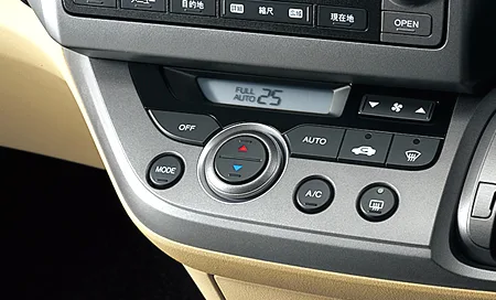 Honda Stream RSZ (RN7)