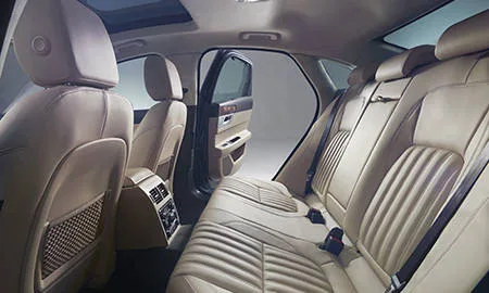 Jaguar XF PURE (JB2GA)