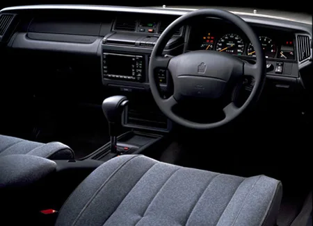 Toyota Crown Stationwagon ROYAL EXTRA TOURING SELECTION (JZS130G)