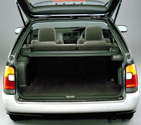Toyota Corolla Wagon L (EE108G)