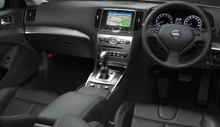Nissan Skyline 370GT TYPE P (CKV36)