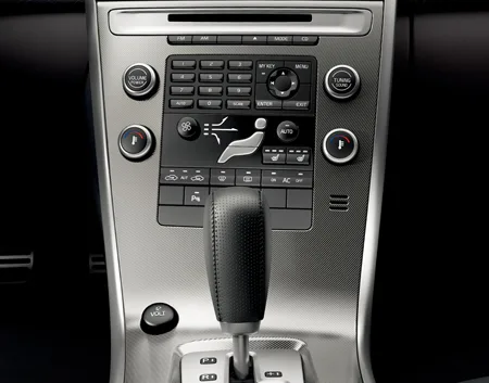 Volvo XC60 T6 R-DESIGN (DB6304TXC)
