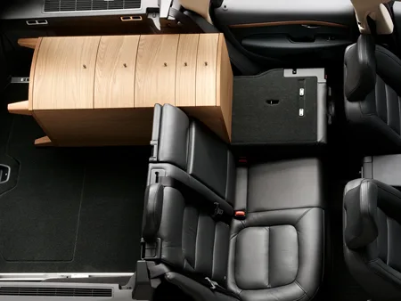 Volvo V70 2.5T LE (BB5254W)
