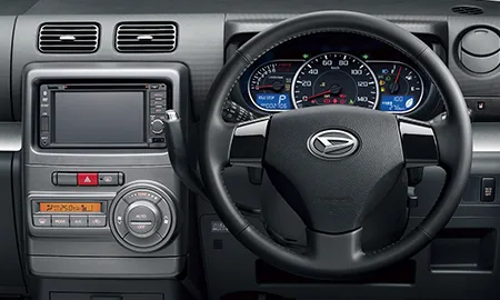 Daihatsu Move Conte CUSTOM X VS (L585S)
