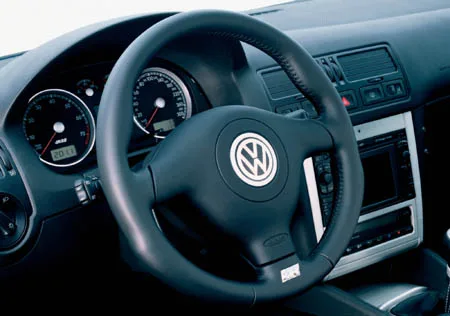 Volkswagen Golf R32 (1JBFHF)