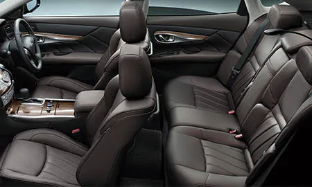 Nissan Fuga Hybrid VIP (HY51)