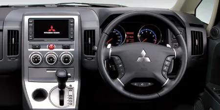 Mitsubishi Delica D5 C2 G NAVI PACKAGE (CV5W)