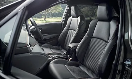 Toyota Corolla Touring HYBRID WxB 50 MILLION EDITION (ZWE211W)