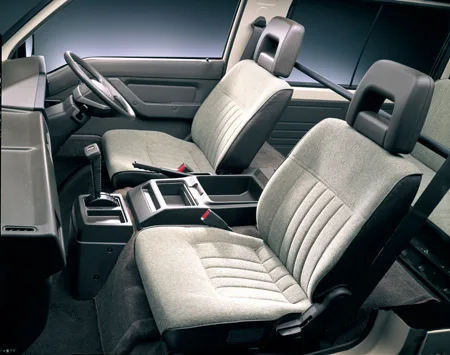 Mitsubishi Delica Van GL (P45V)