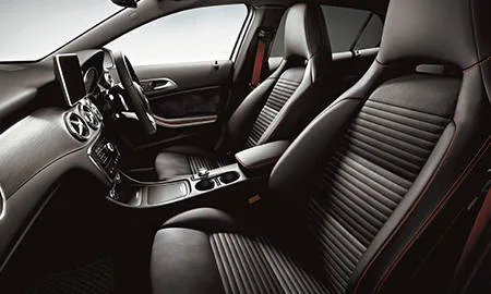 Mercedes Benz Glaclass GLA180 SPORTS WHITE&BLACK EDITION (156942 / 156946)