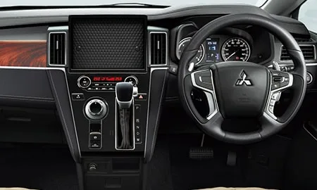 Mitsubishi Delica D5 G (CV1W)