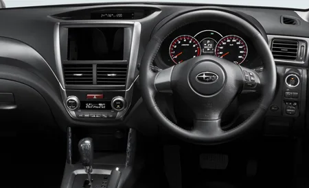 Subaru Forester 2.0XS PLATINUM SELECTION (SHJ)