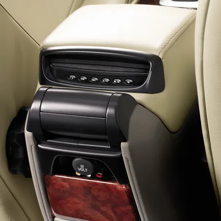 Volvo XC90 V8 TE (CB8444AW)